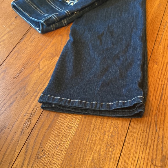 Roz & ALI - Picture 9 of 10